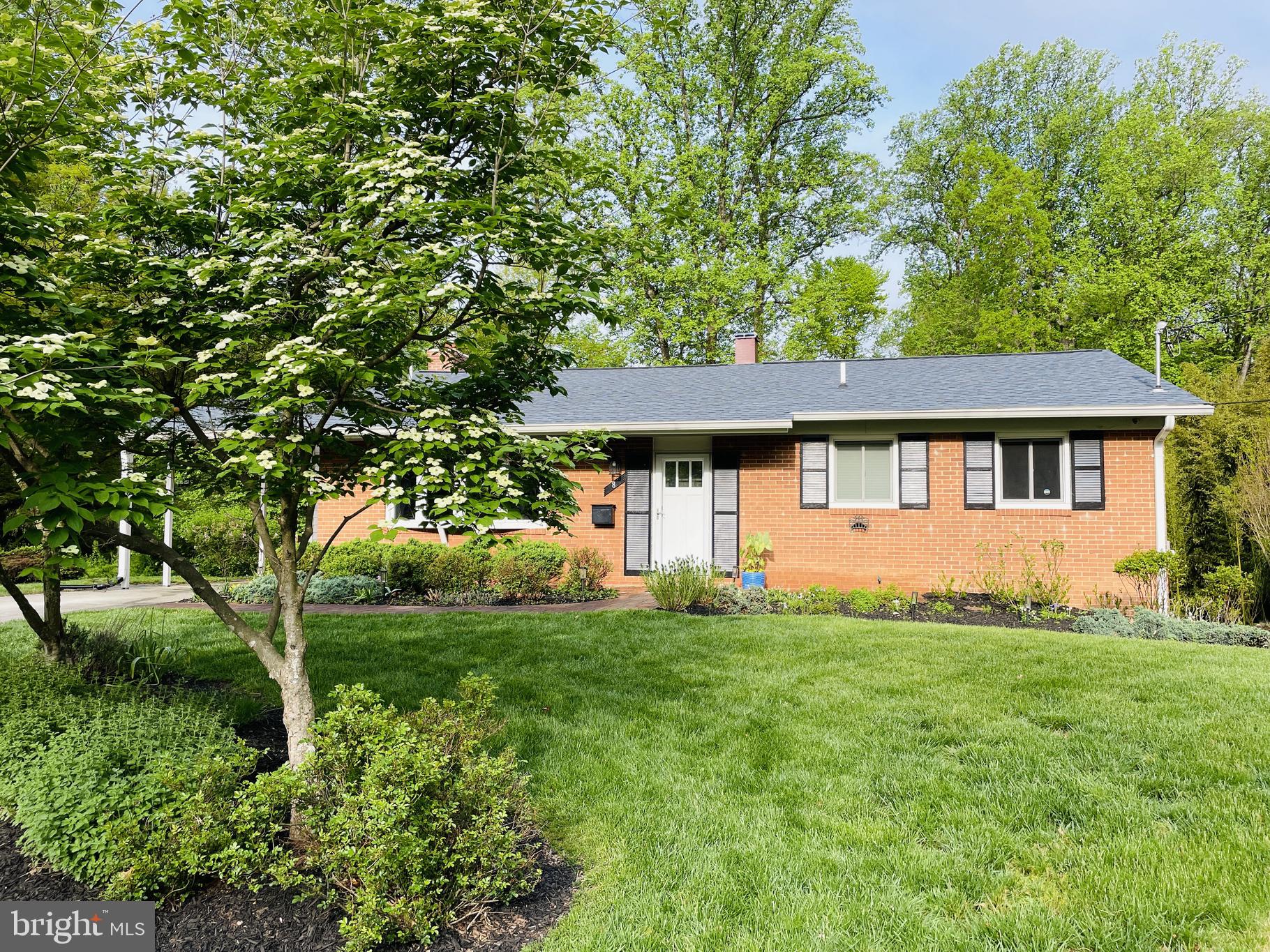 FOXHALL - Residential Lease