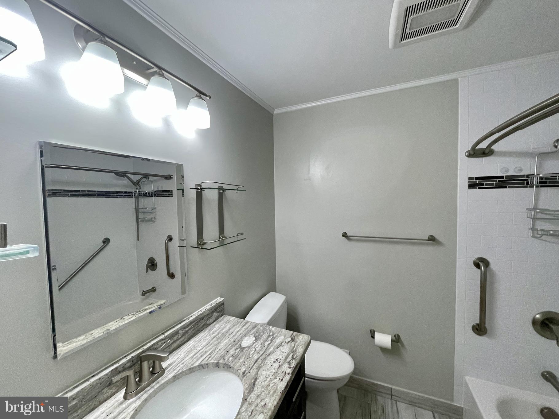 FOXHALL - Residential Lease