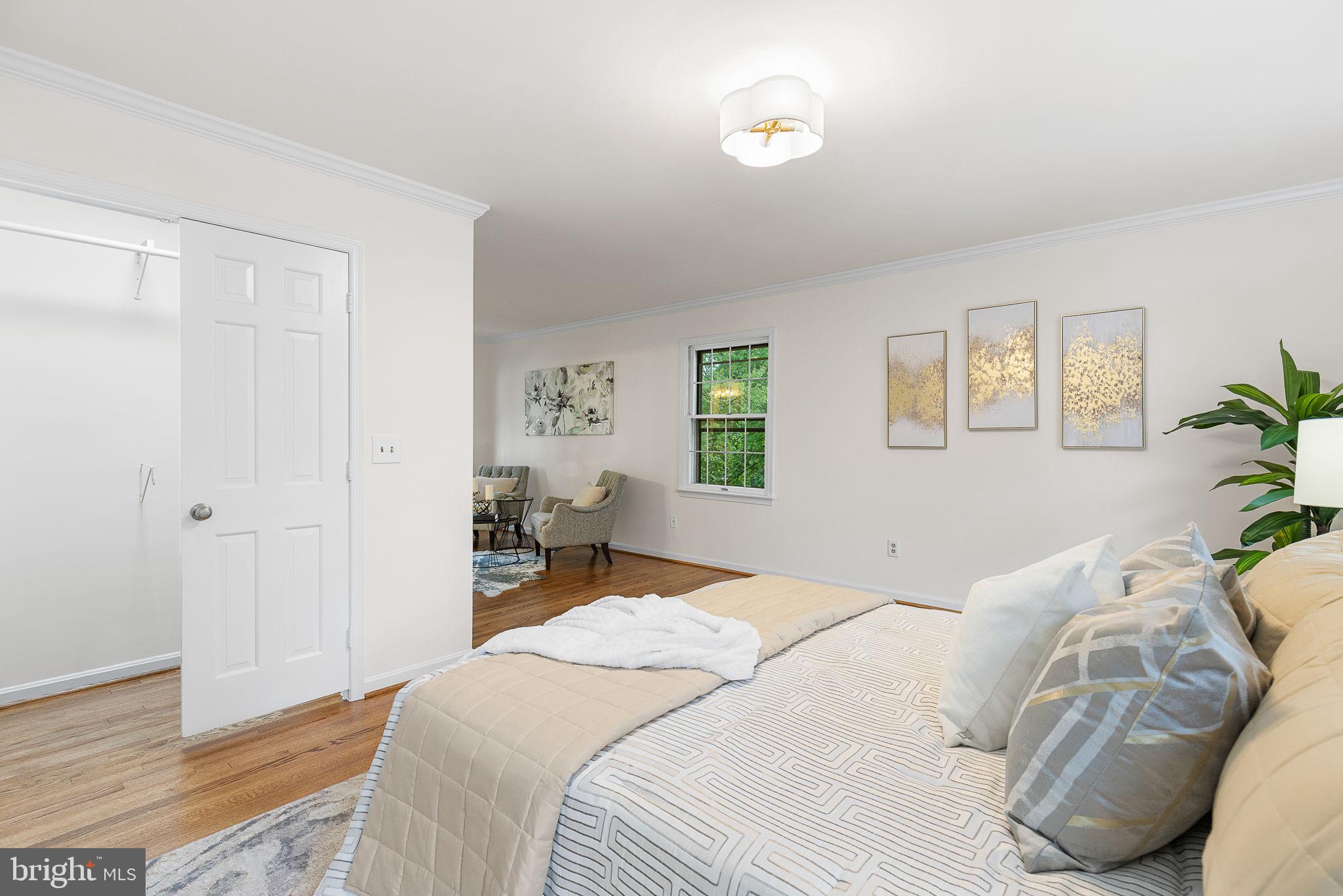 RIVERWOOD - Residential