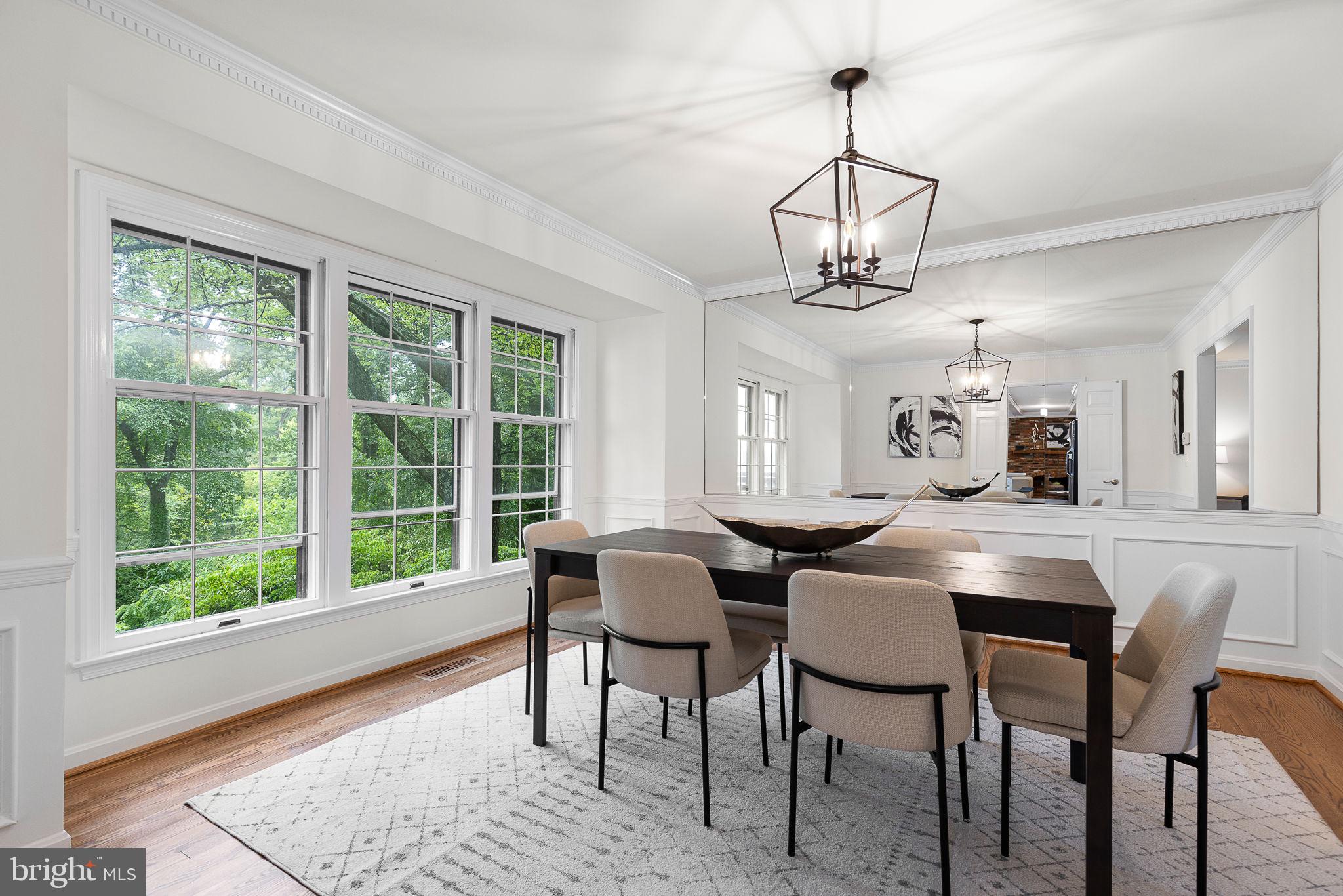 RIVERWOOD - Residential