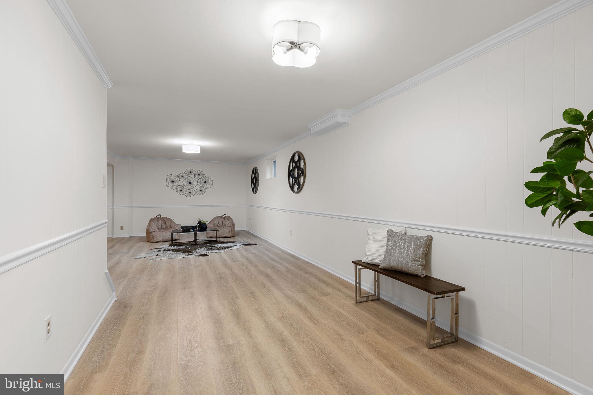 RIVERWOOD - Residential