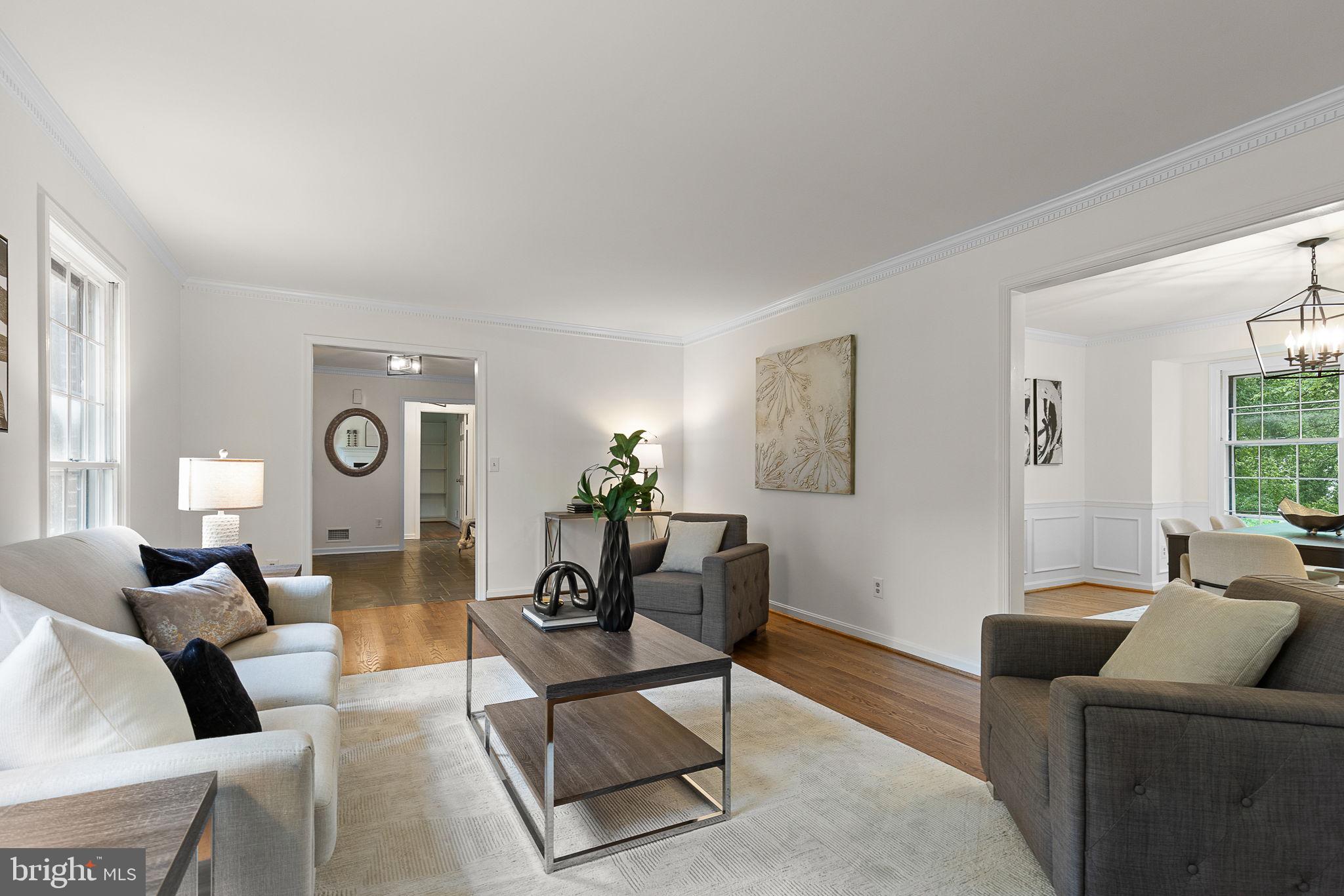 RIVERWOOD - Residential