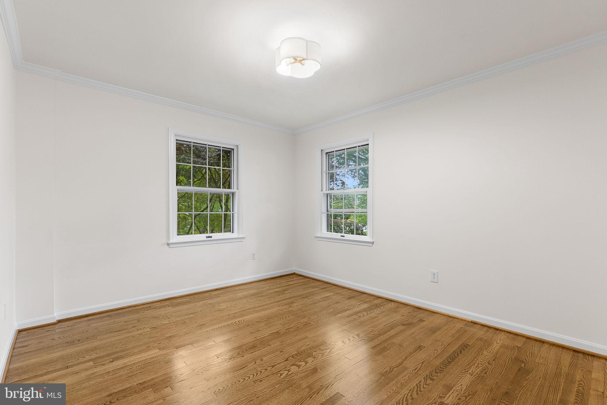 RIVERWOOD - Residential