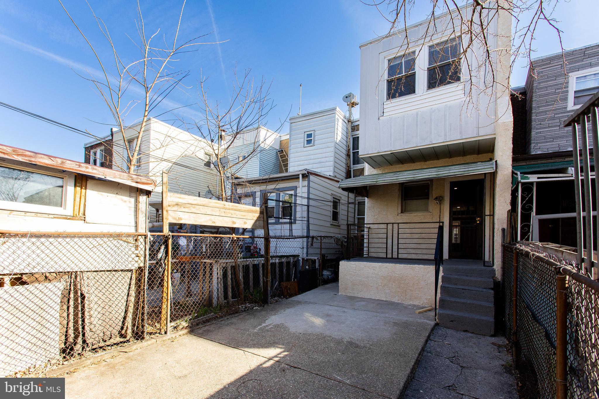 KENSINGTON - Residential