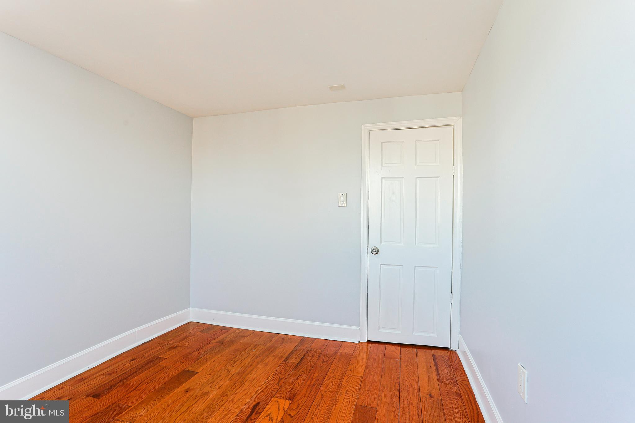 KENSINGTON - Residential