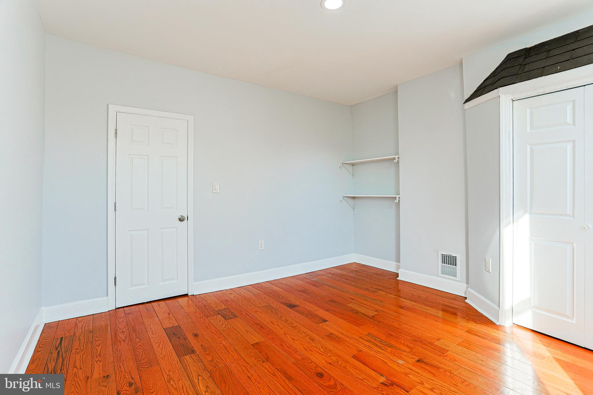 KENSINGTON - Residential