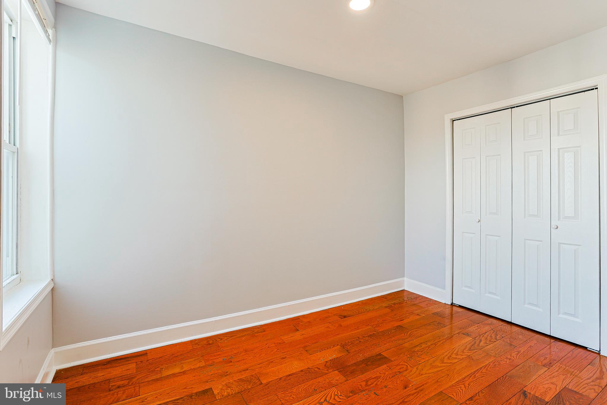 KENSINGTON - Residential