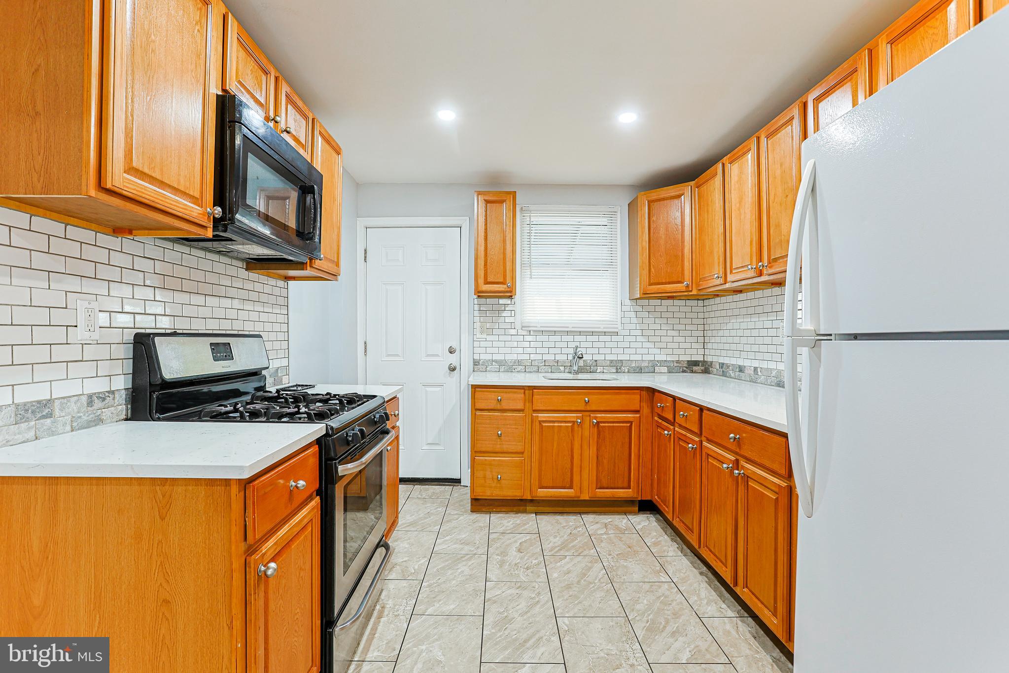 KENSINGTON - Residential