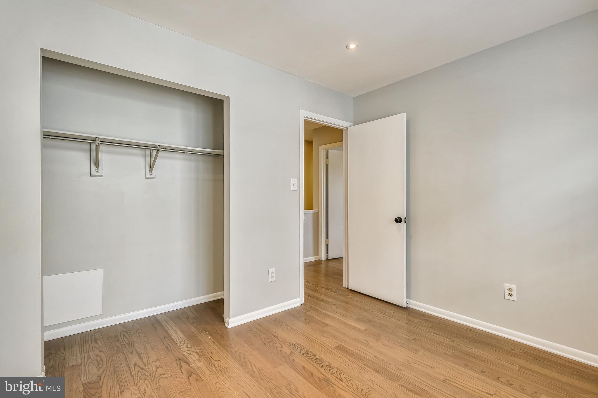 LYON VILLAGE - Residential Lease