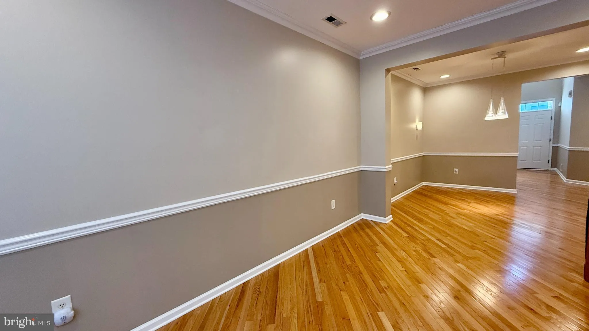 Princeton, New Jersey 08540, United States, 2 Bedrooms Bedrooms, ,3 BathroomsBathrooms,Residential,Active,98320