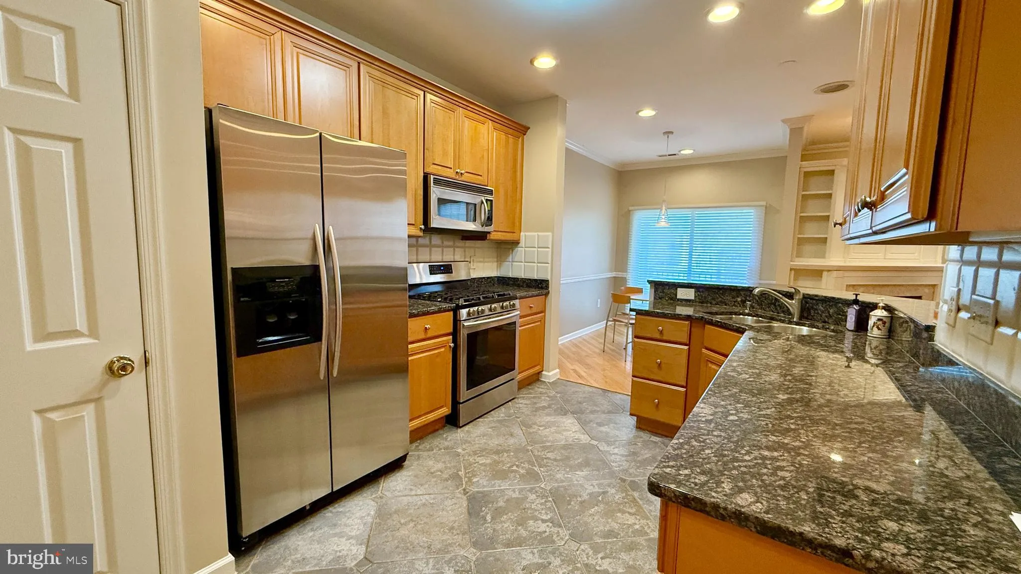 Princeton, New Jersey 08540, United States, 2 Bedrooms Bedrooms, ,3 BathroomsBathrooms,Residential,Active,98320