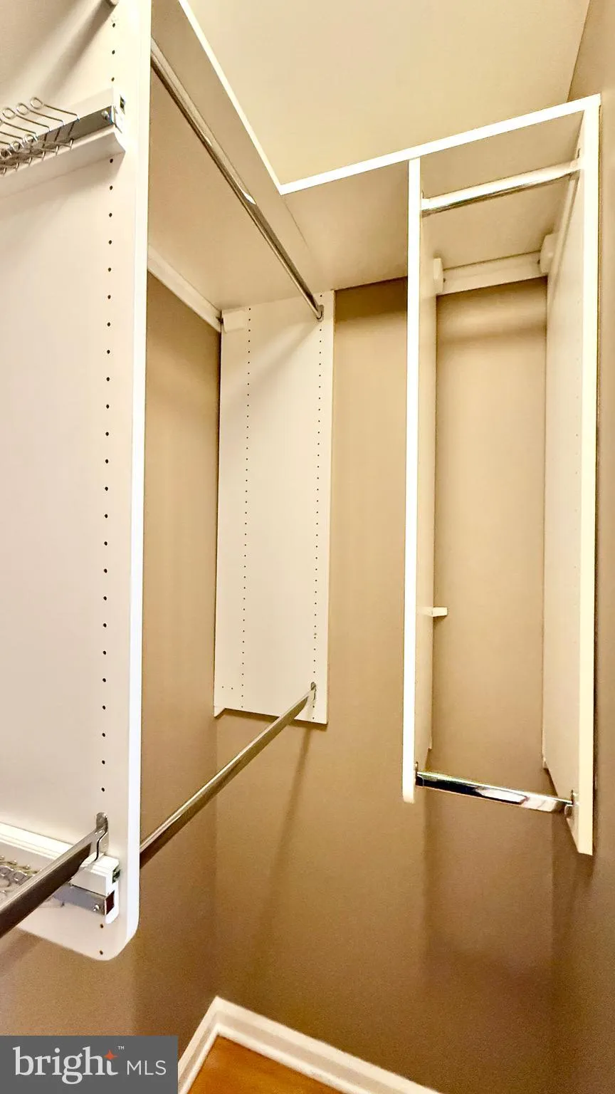 Princeton, New Jersey 08540, United States, 2 Bedrooms Bedrooms, ,3 BathroomsBathrooms,Residential,Active,98320