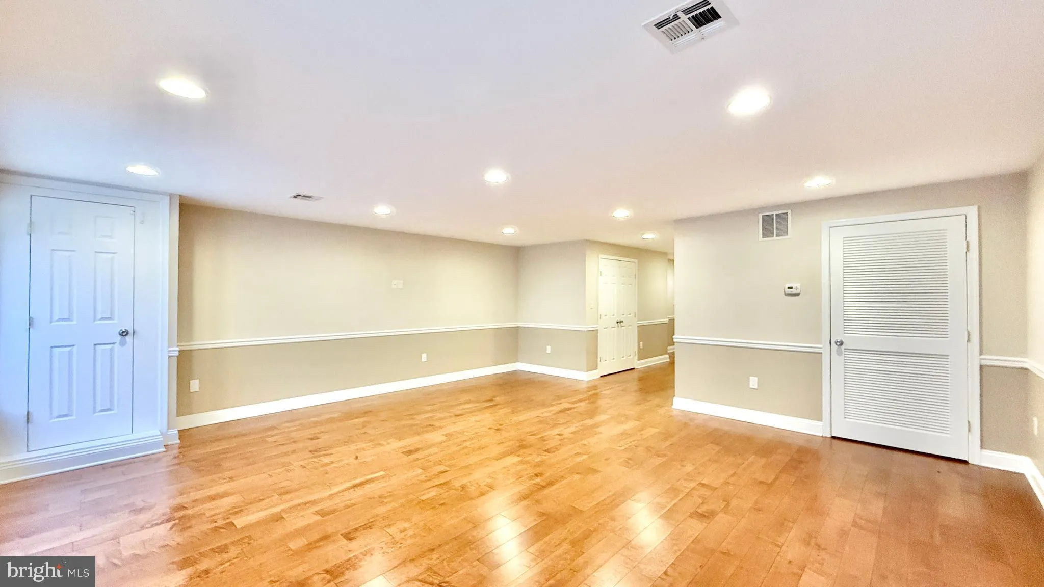 Princeton, New Jersey 08540, United States, 2 Bedrooms Bedrooms, ,3 BathroomsBathrooms,Residential,Active,98320