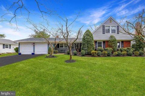 Homes For Sale - 130 Club House Drive<br/> WILLINGBORO, NJ 08046