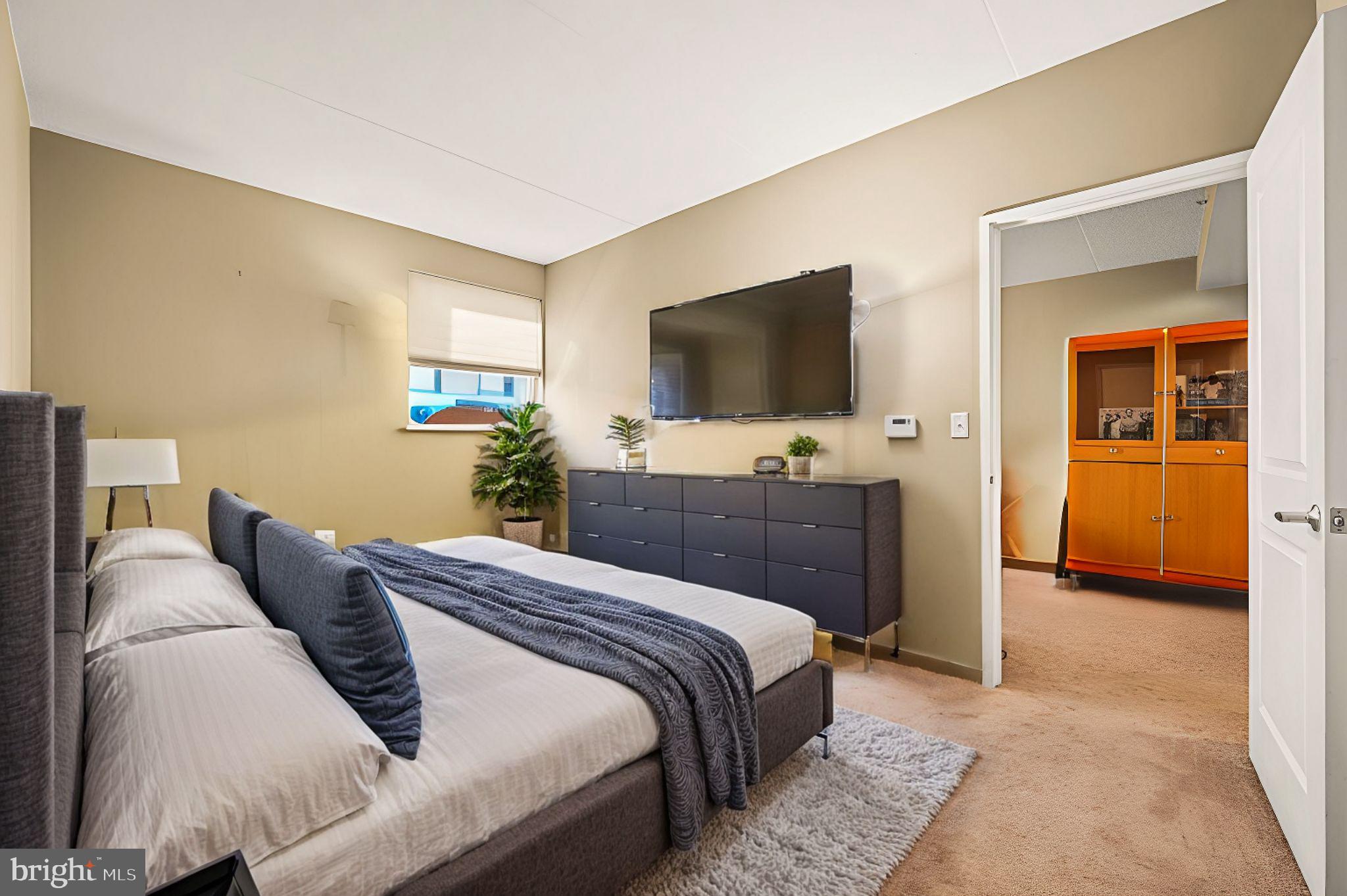 CHINATOWN - Residential