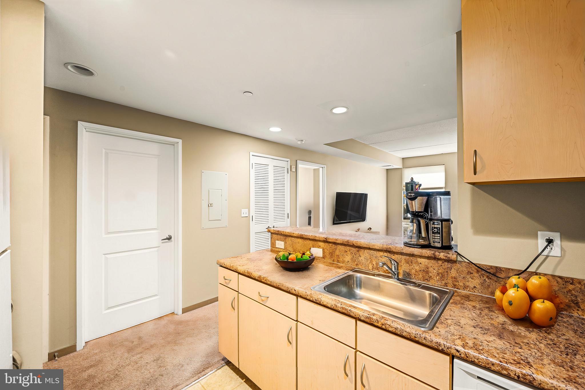 CHINATOWN - Residential