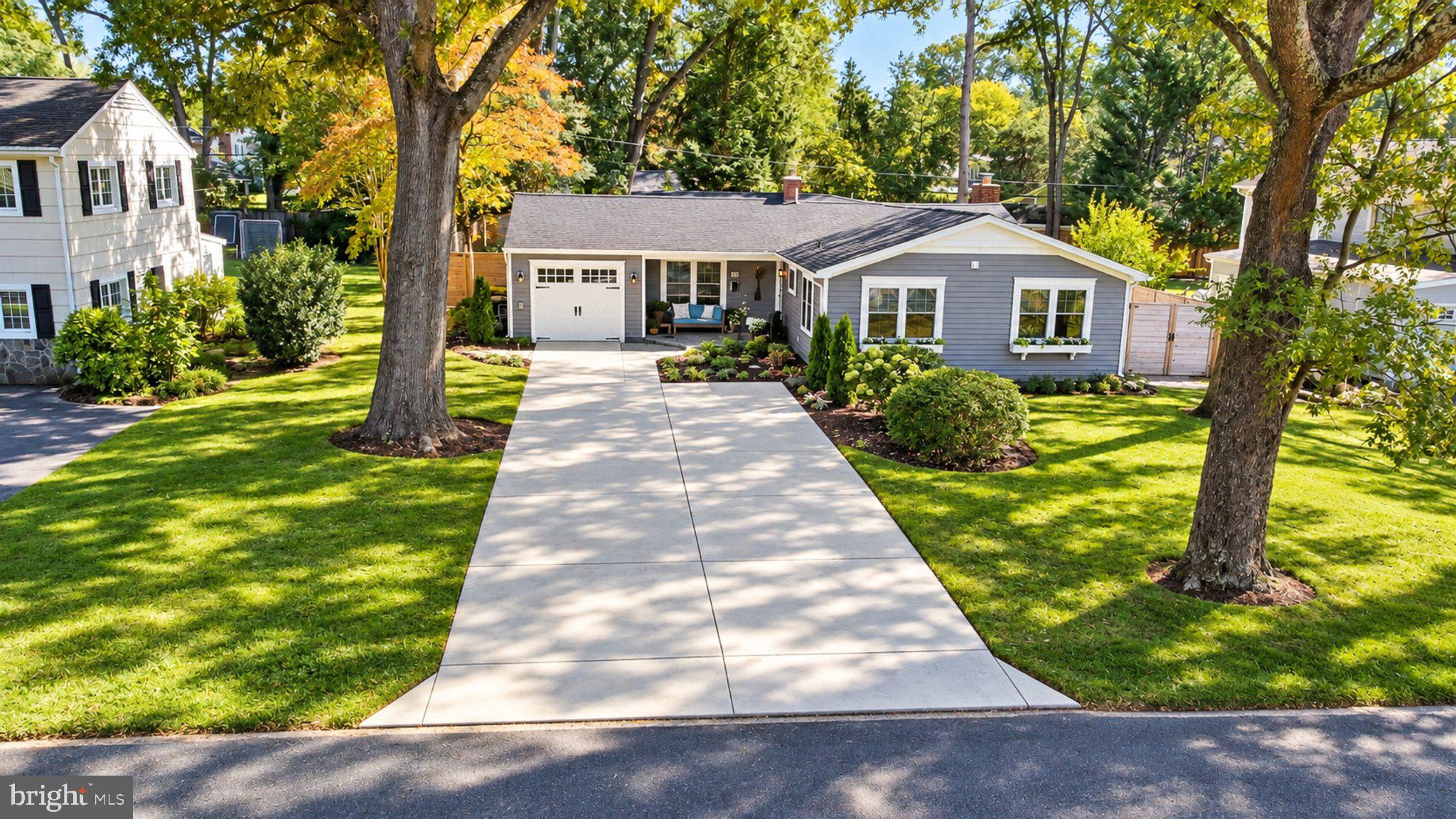 215 HOLLAND ROAD