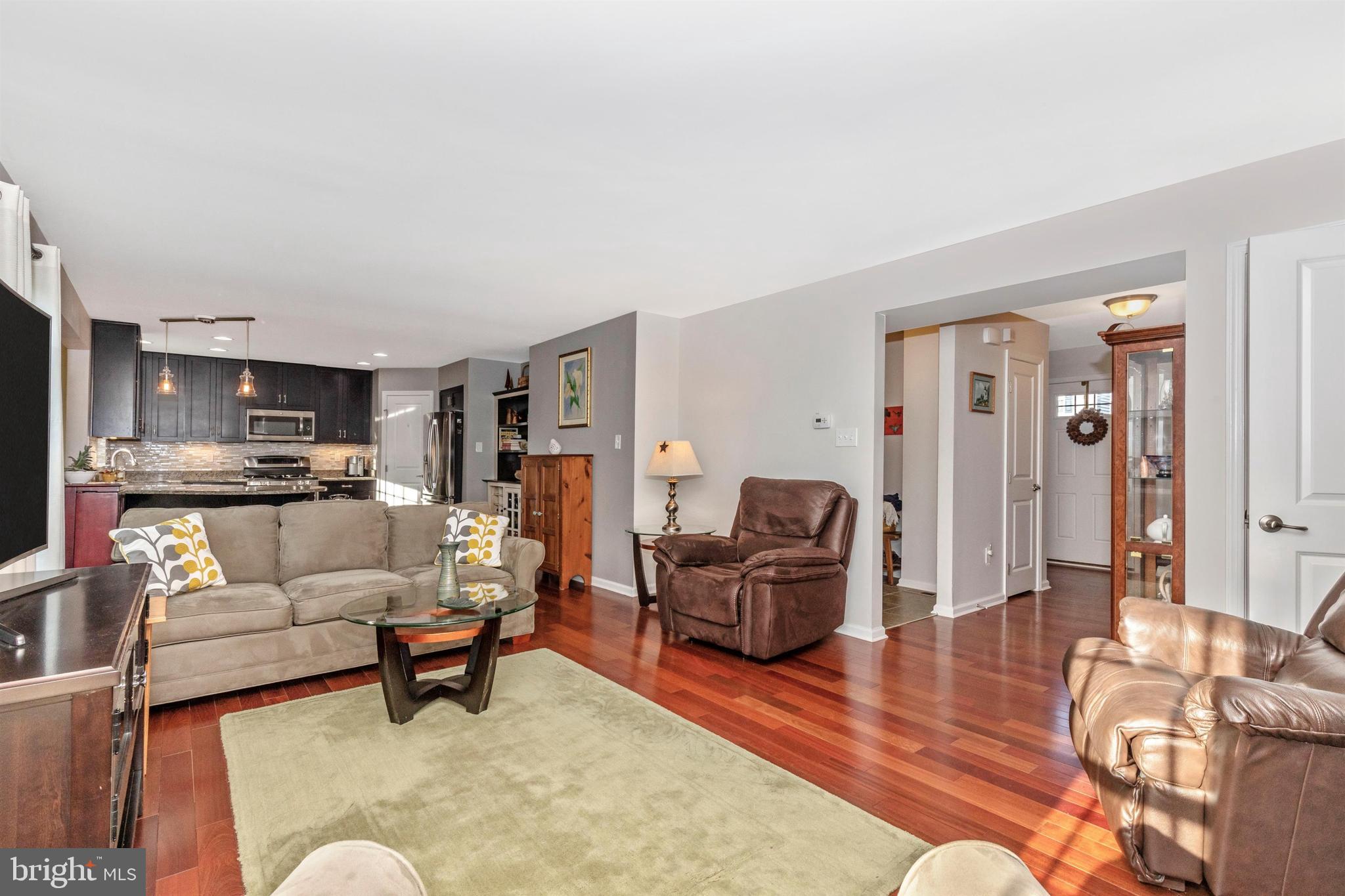 MONTGOMERY VIEW - Residential