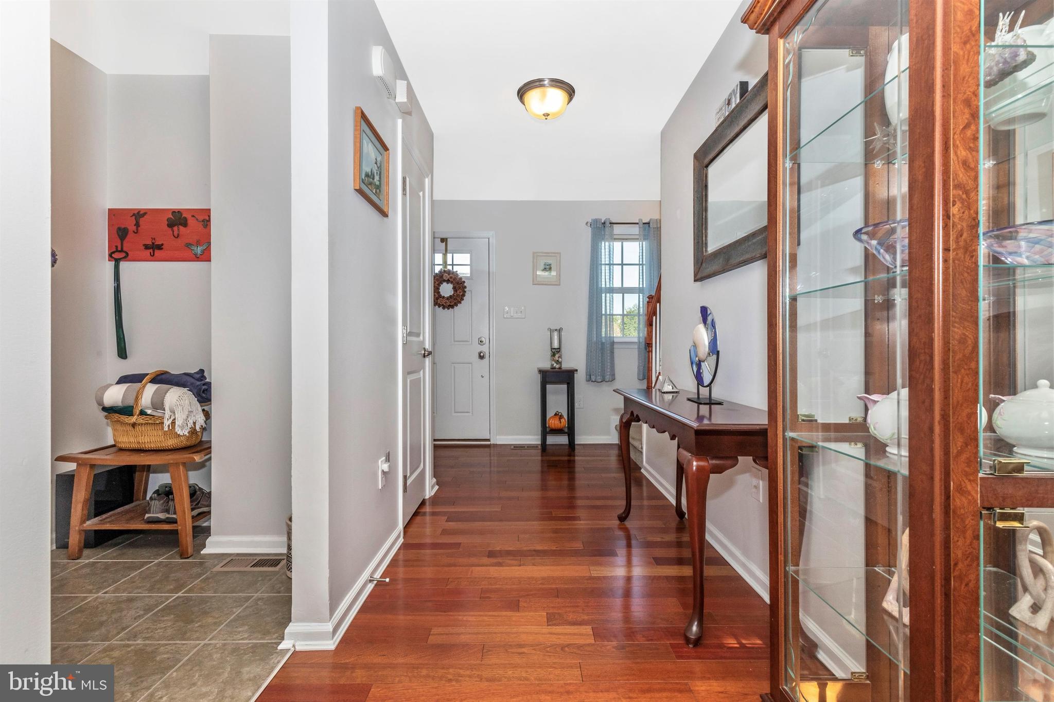 MONTGOMERY VIEW - Residential