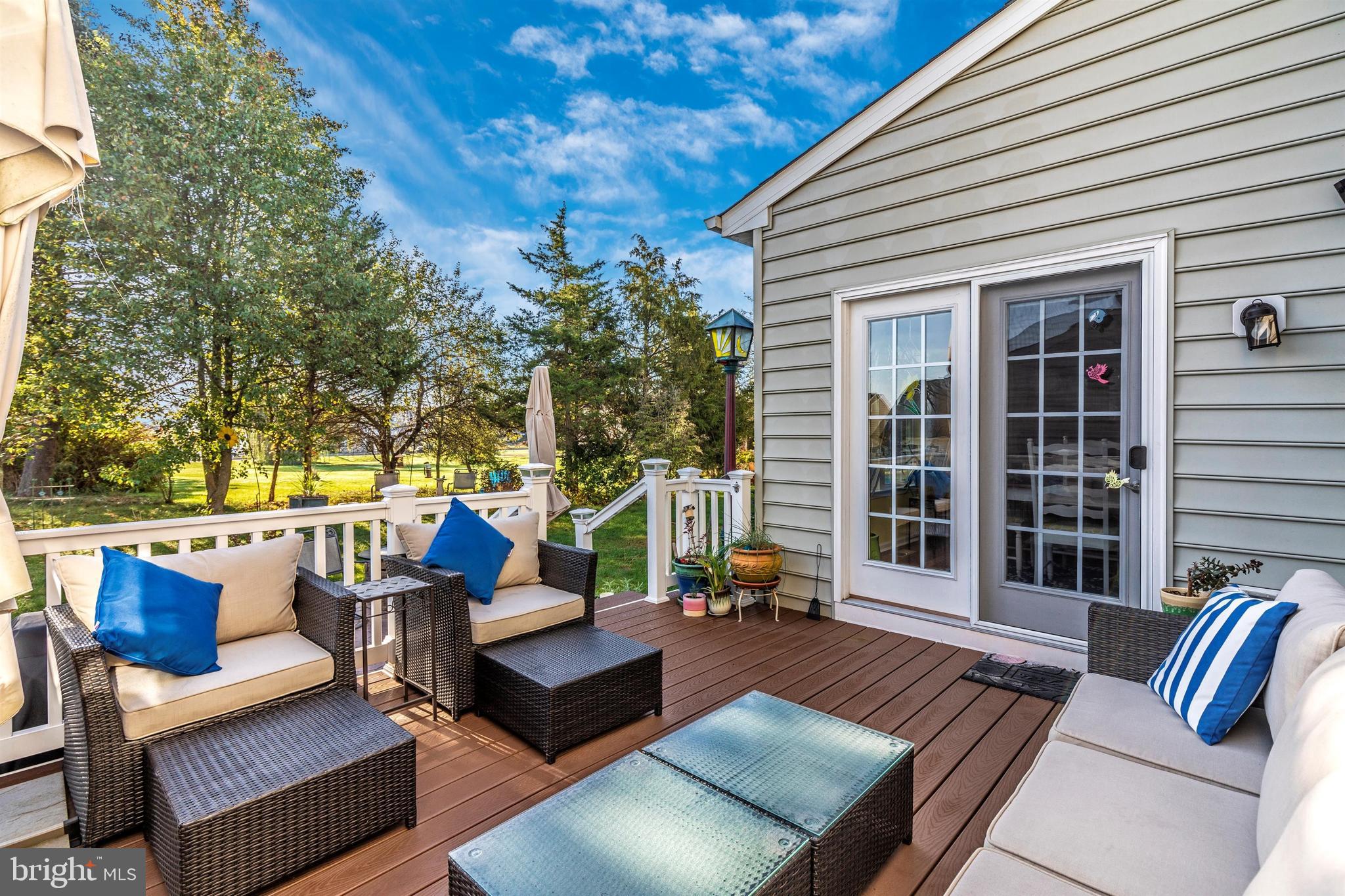 MONTGOMERY VIEW - Residential