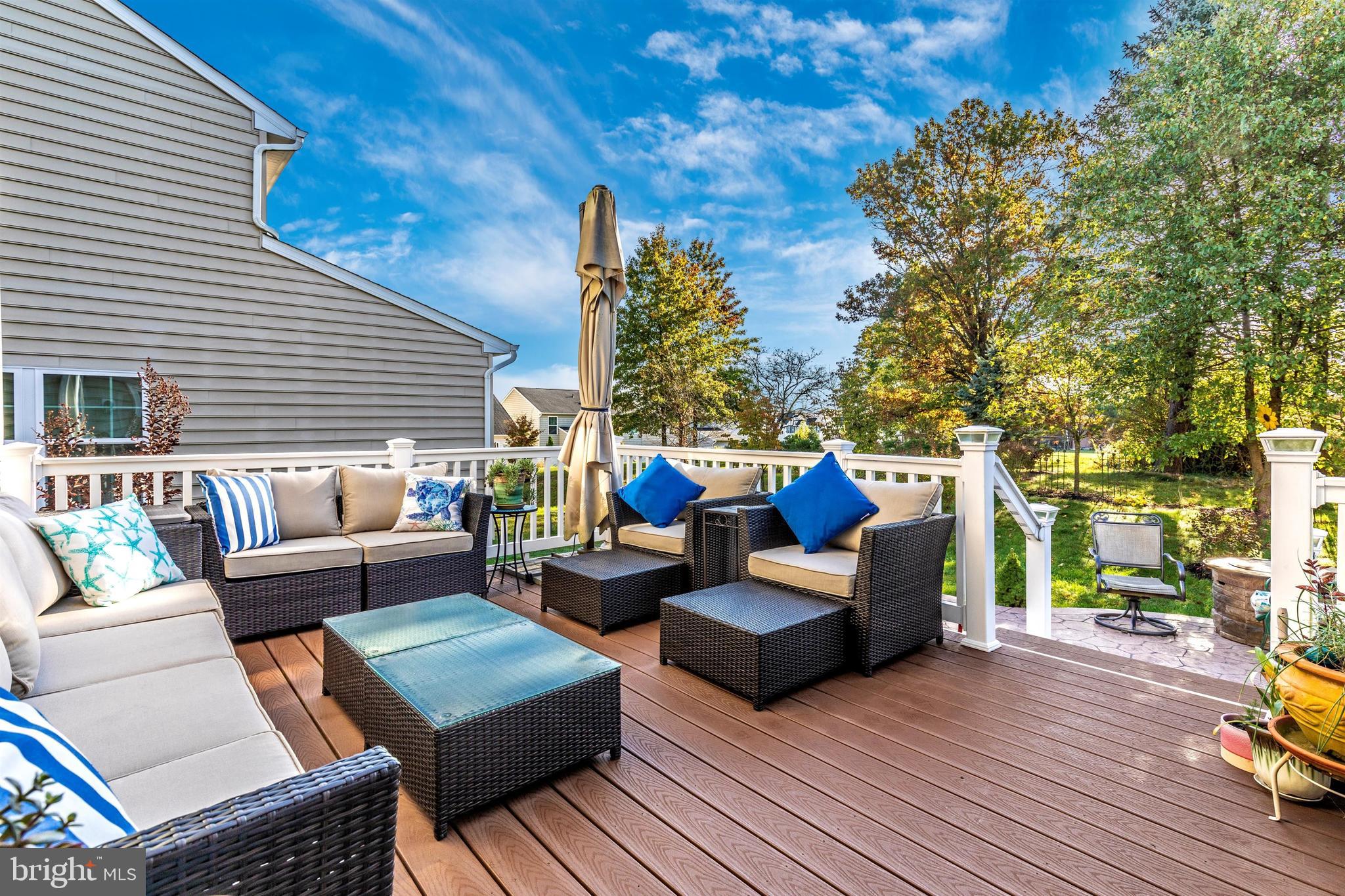 MONTGOMERY VIEW - Residential