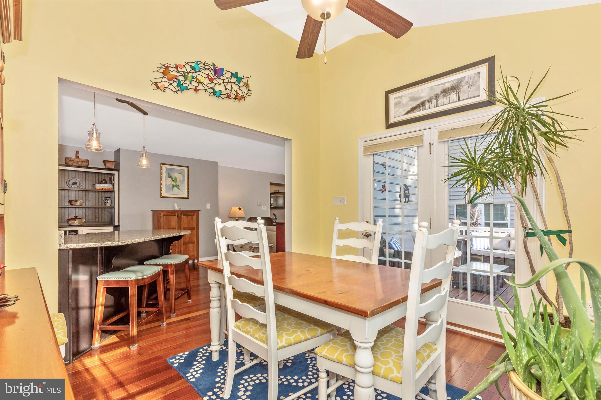 MONTGOMERY VIEW - Residential