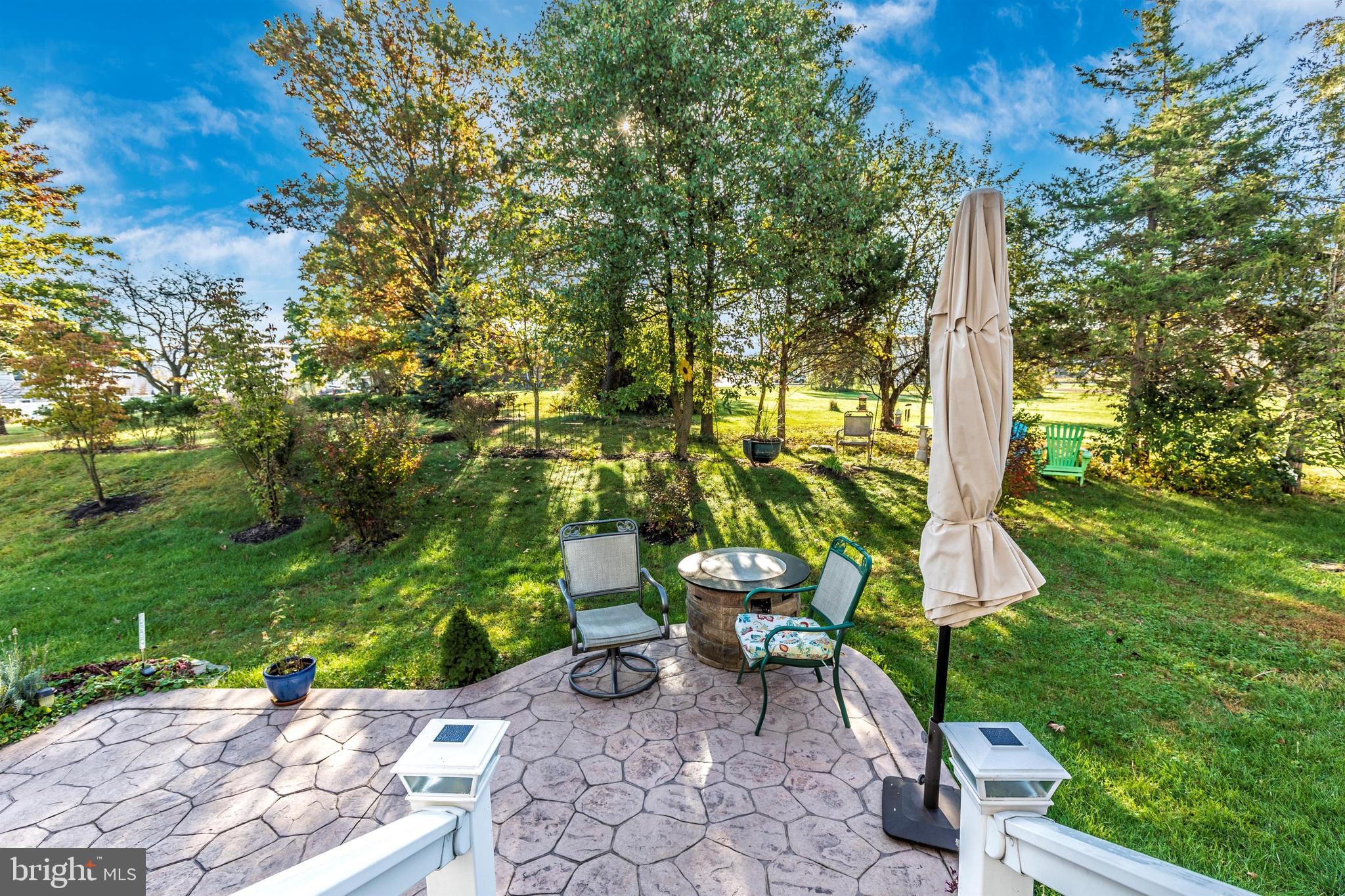 MONTGOMERY VIEW - Residential