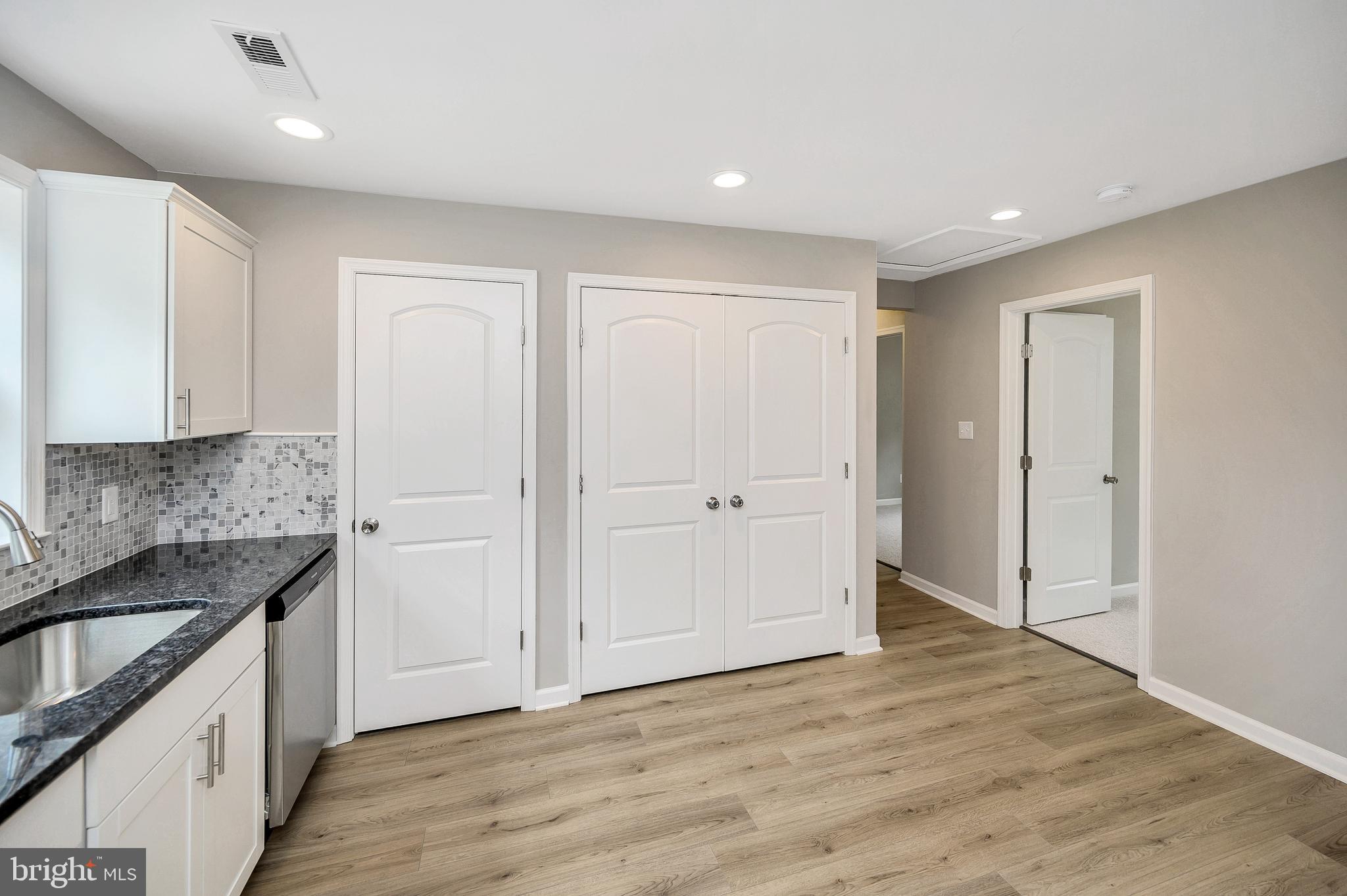 SYLVANIA HEIGHTS - Residential