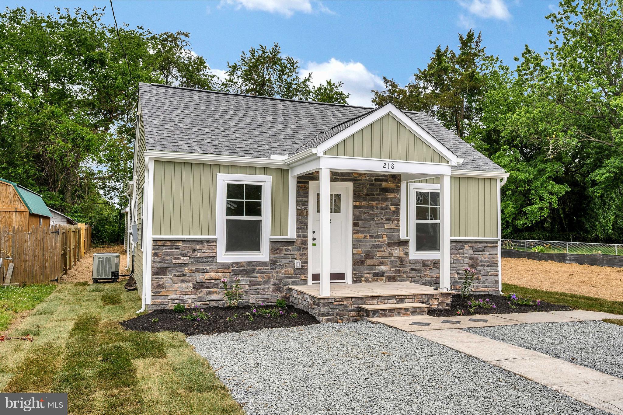 SYLVANIA HEIGHTS - Residential