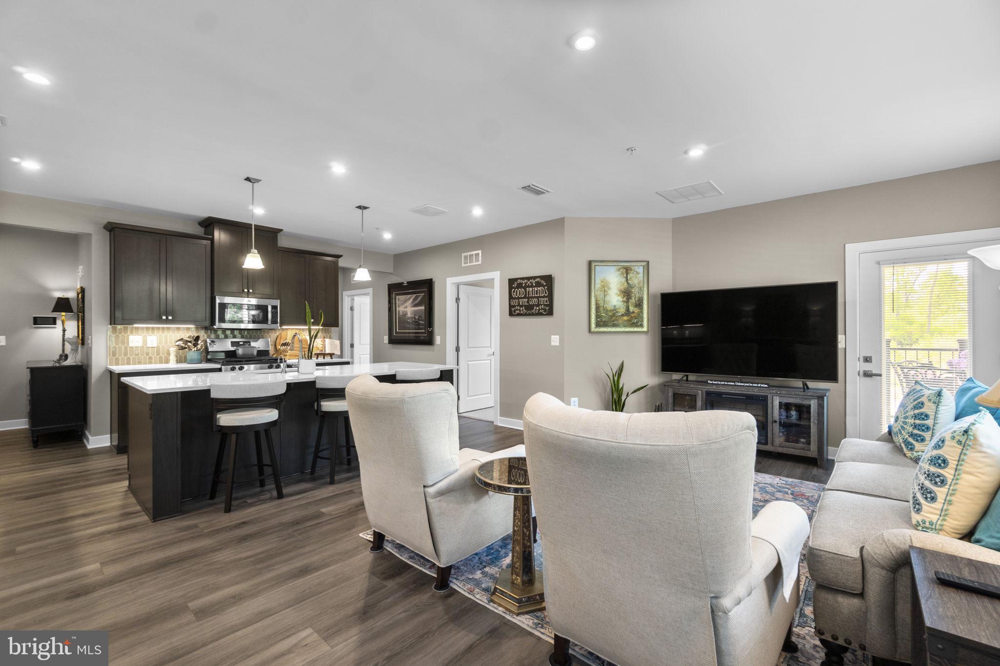 TURF VALLEY - Residential
