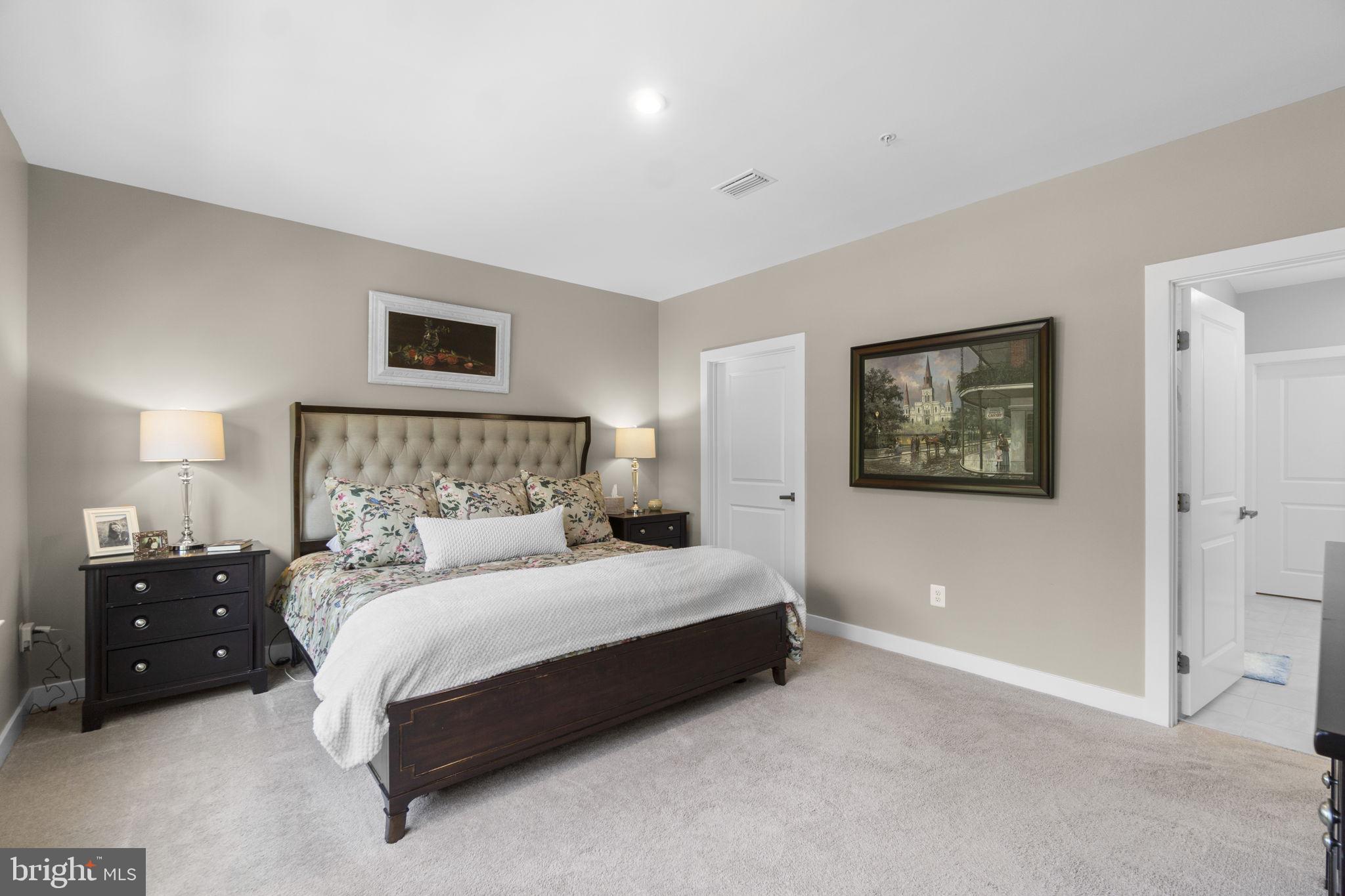 TURF VALLEY - Residential