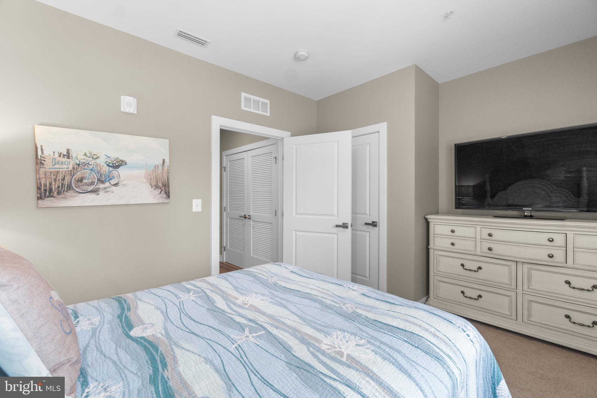 TURF VALLEY - Residential