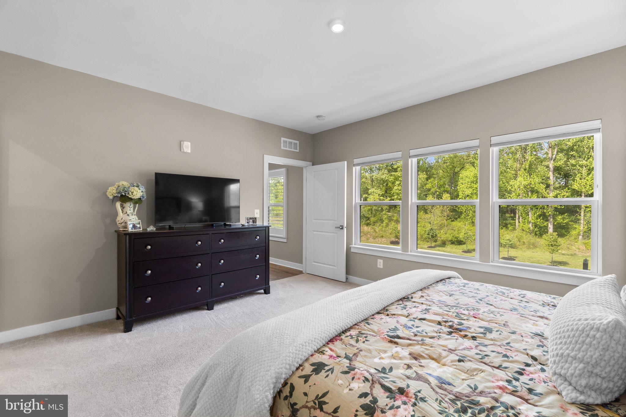 TURF VALLEY - Residential
