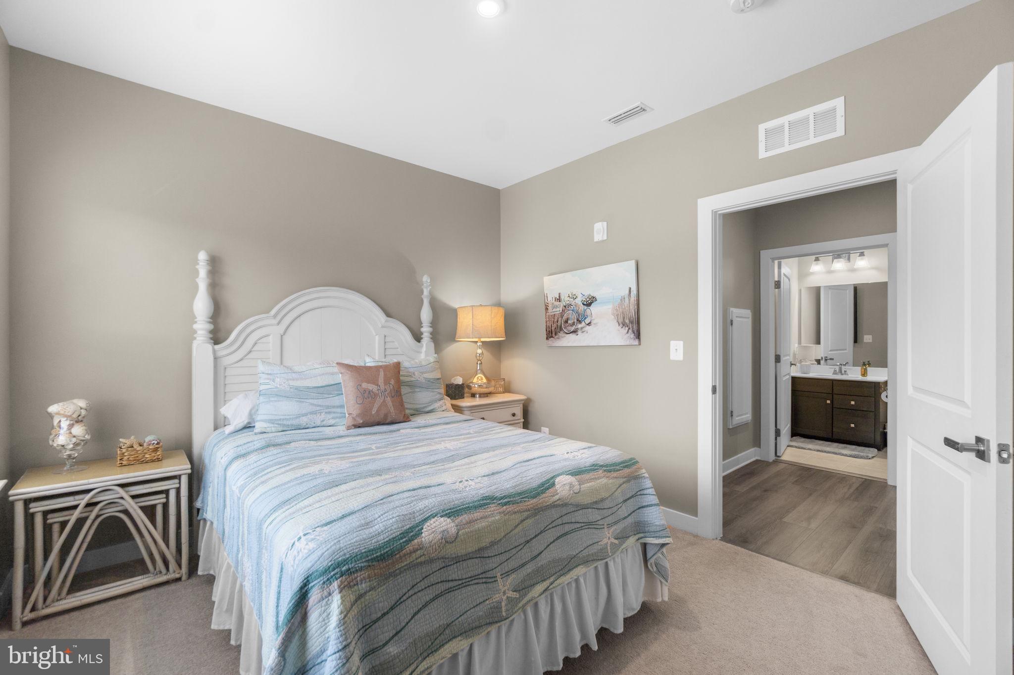 TURF VALLEY - Residential