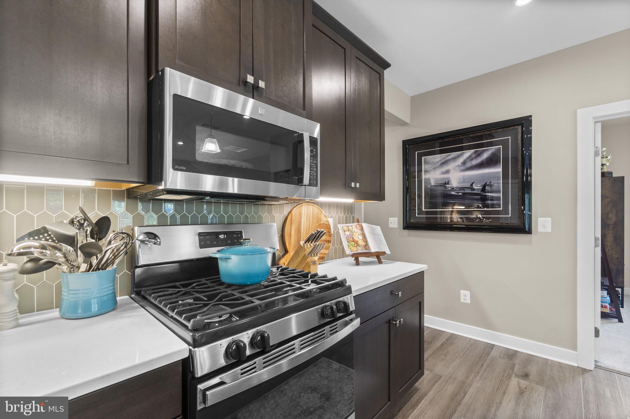 TURF VALLEY - Residential