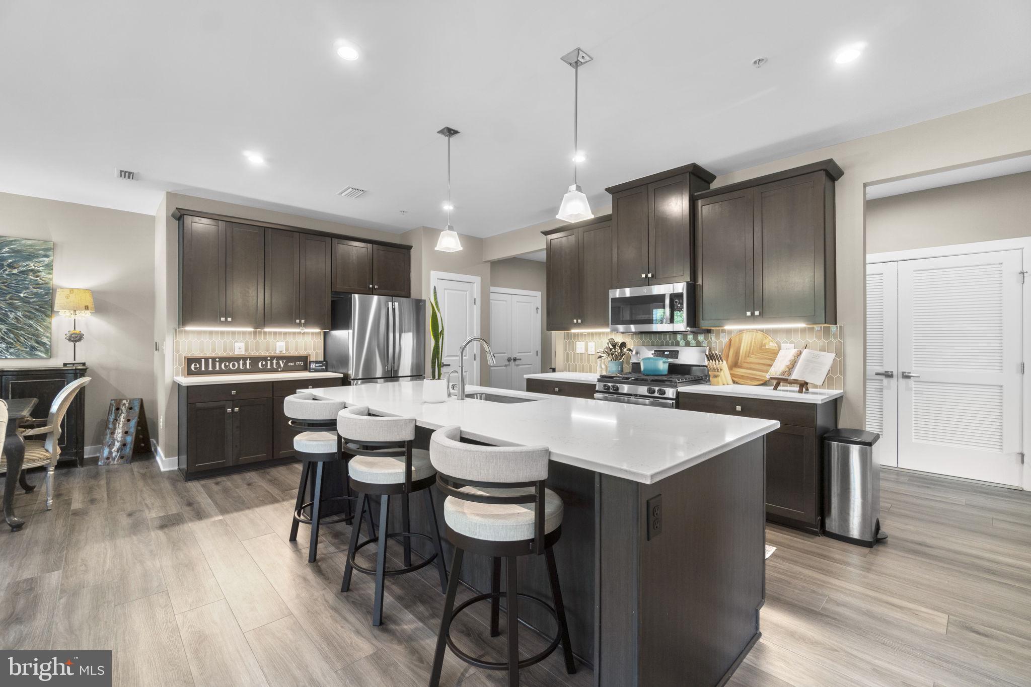 TURF VALLEY - Residential