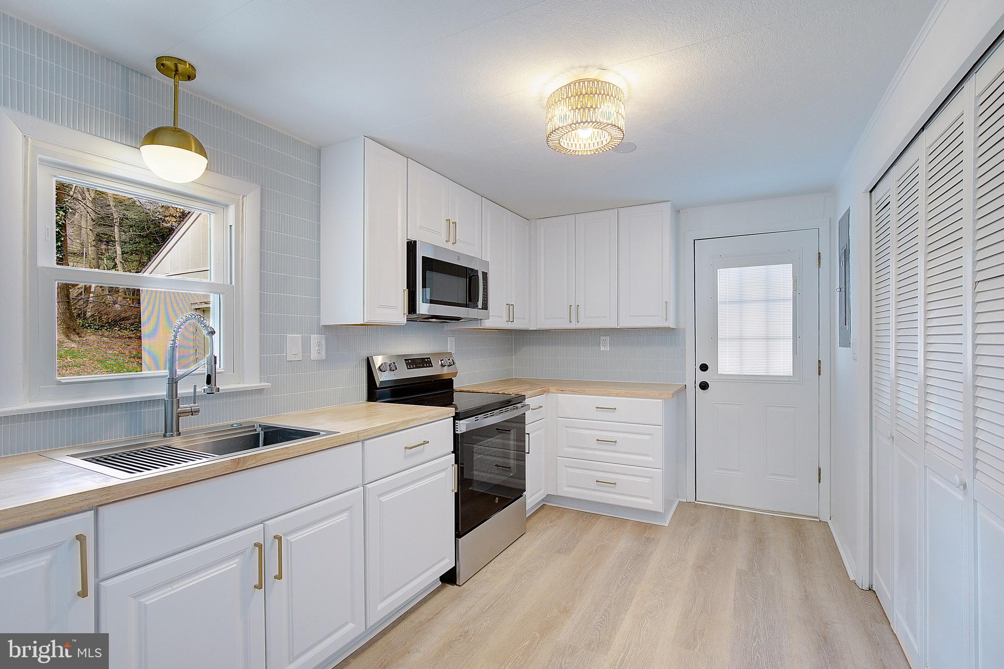 CALVERT BEACH ESTATES - Residential