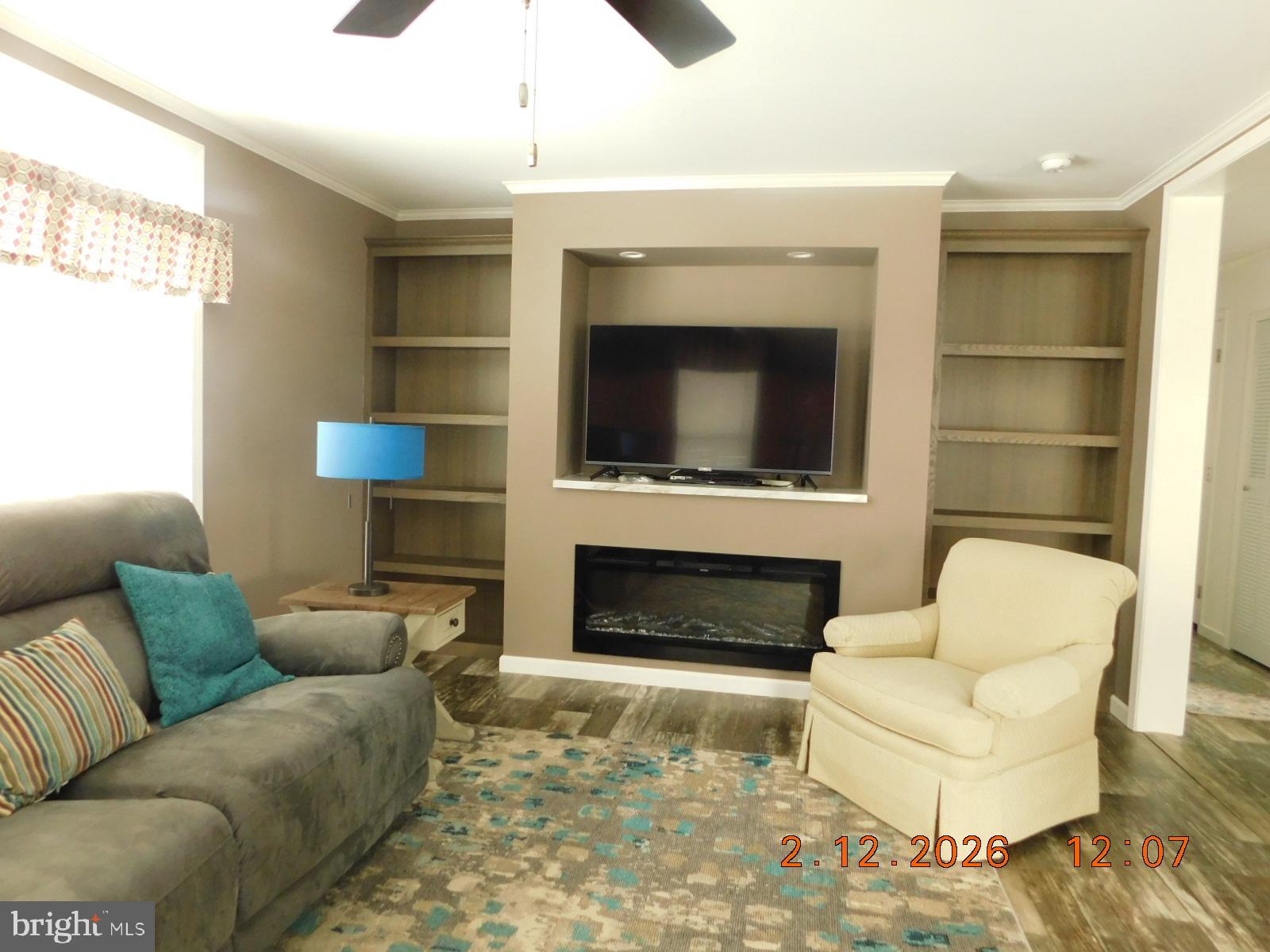 CHESTNUT POINT ESTATES & MARINA - Residential