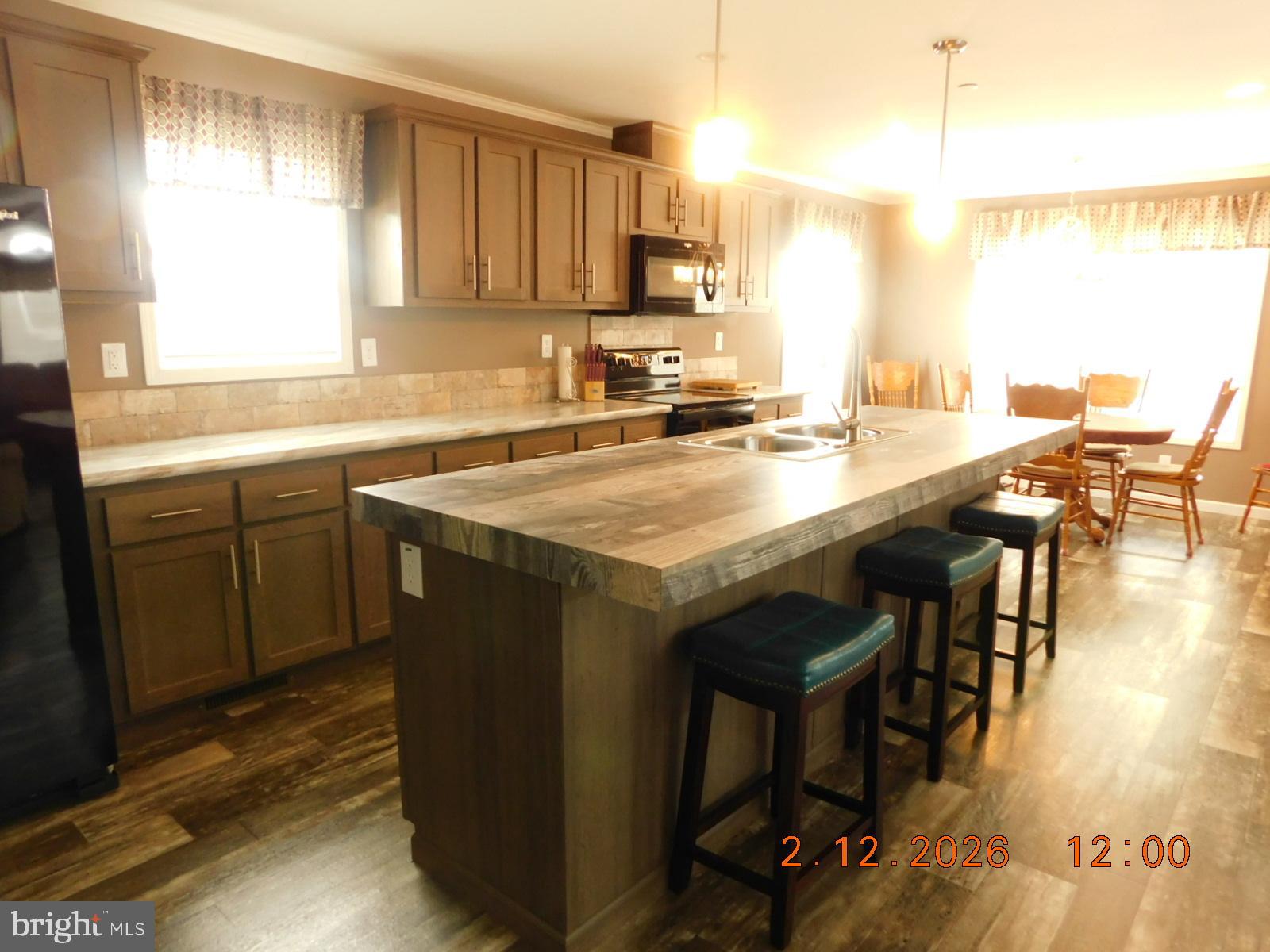 CHESTNUT POINT ESTATES & MARINA - Residential