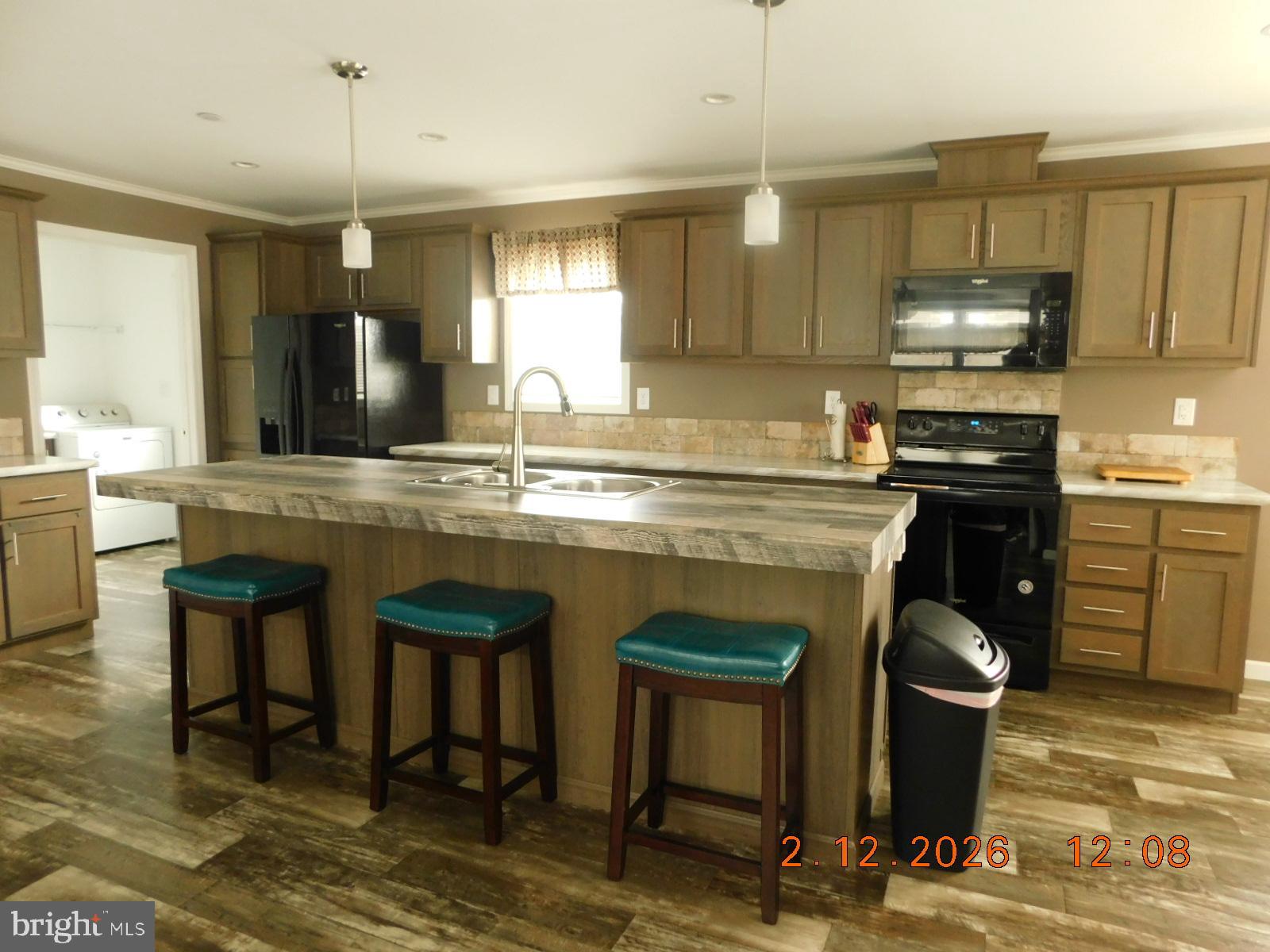 CHESTNUT POINT ESTATES & MARINA - Residential