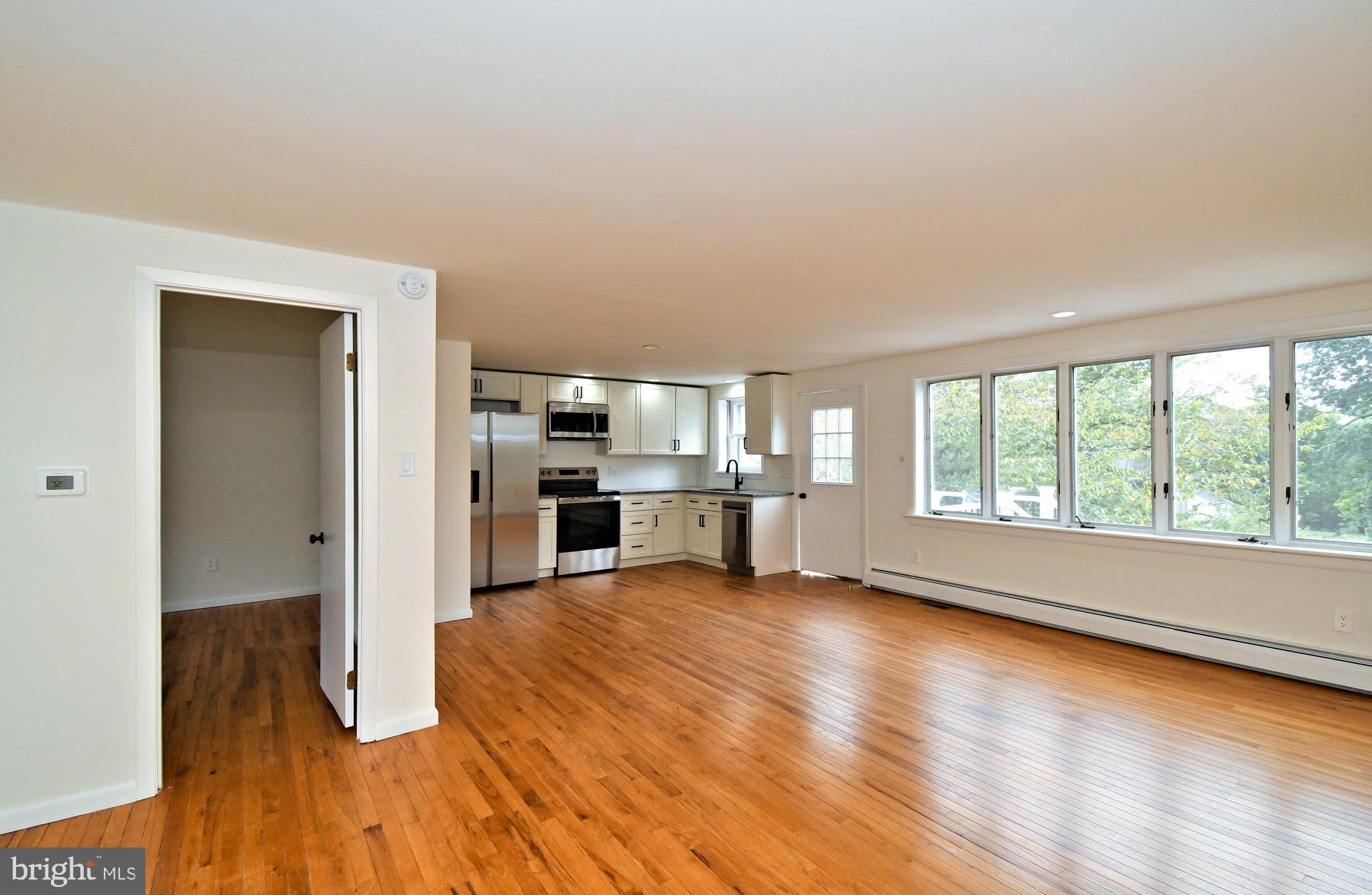 CURLY HILL ACRES - Residential Lease