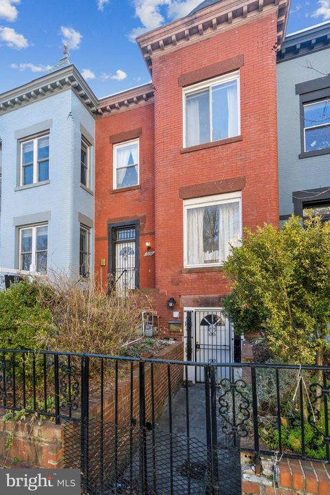 1110 MONROE STREET NW WASHINGTON DC 20010