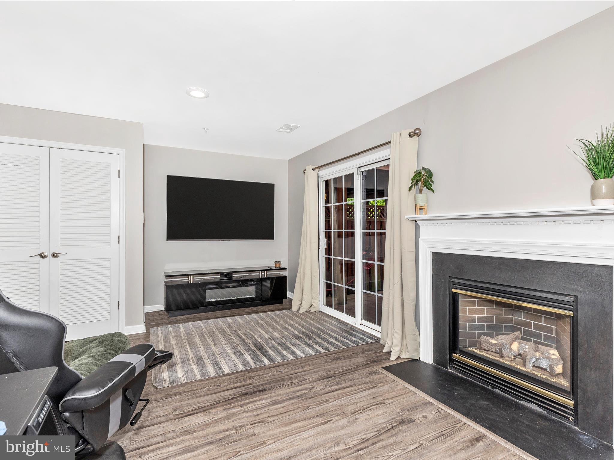 1515 CHESSIE COURT