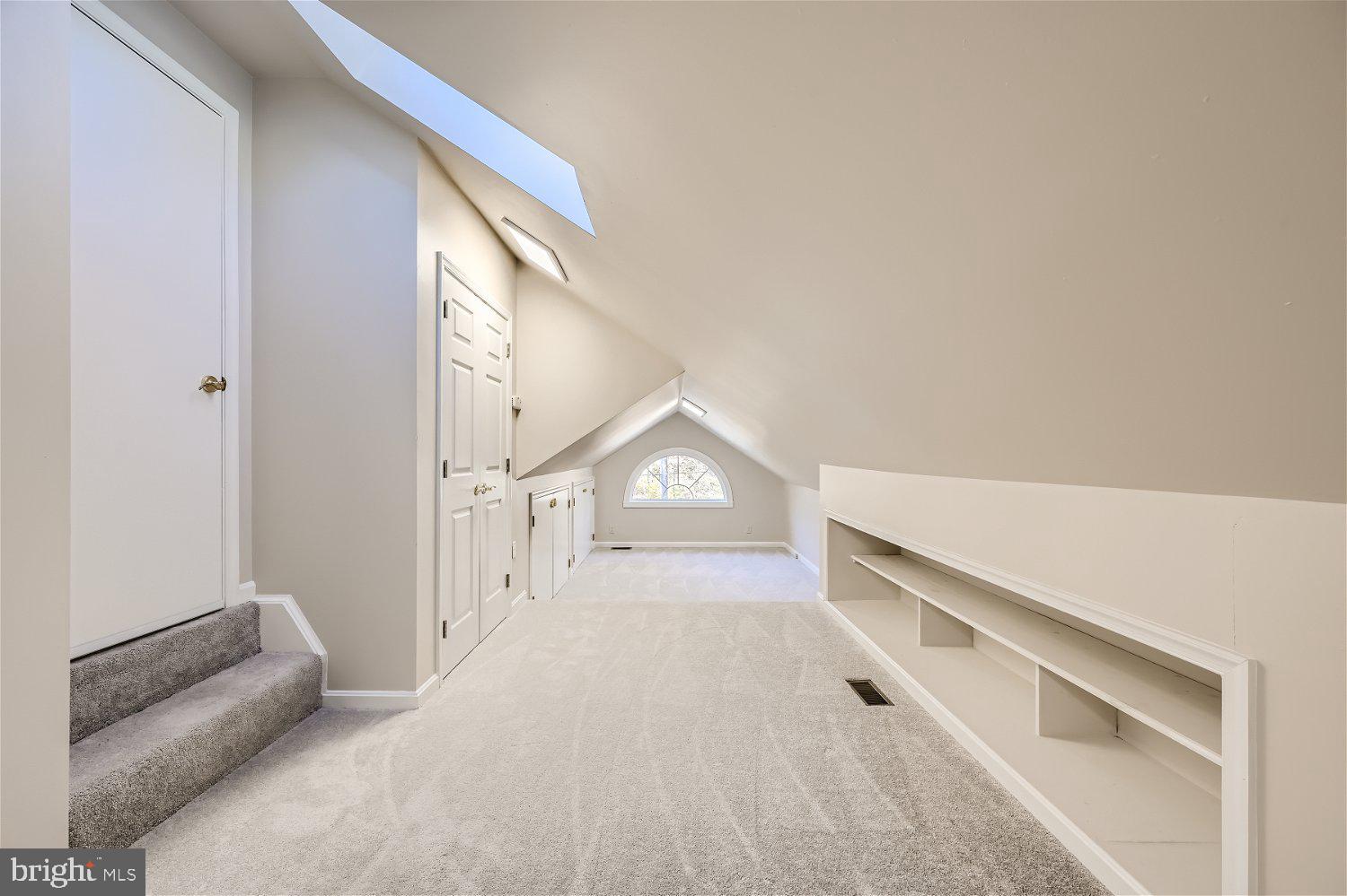 MANOR PARK - Residential