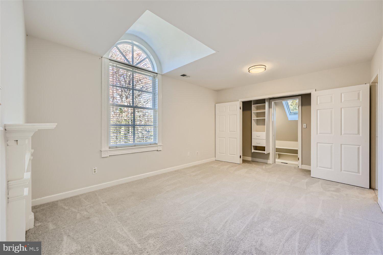 MANOR PARK - Residential