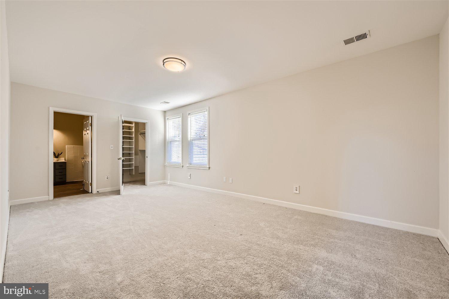 MANOR PARK - Residential