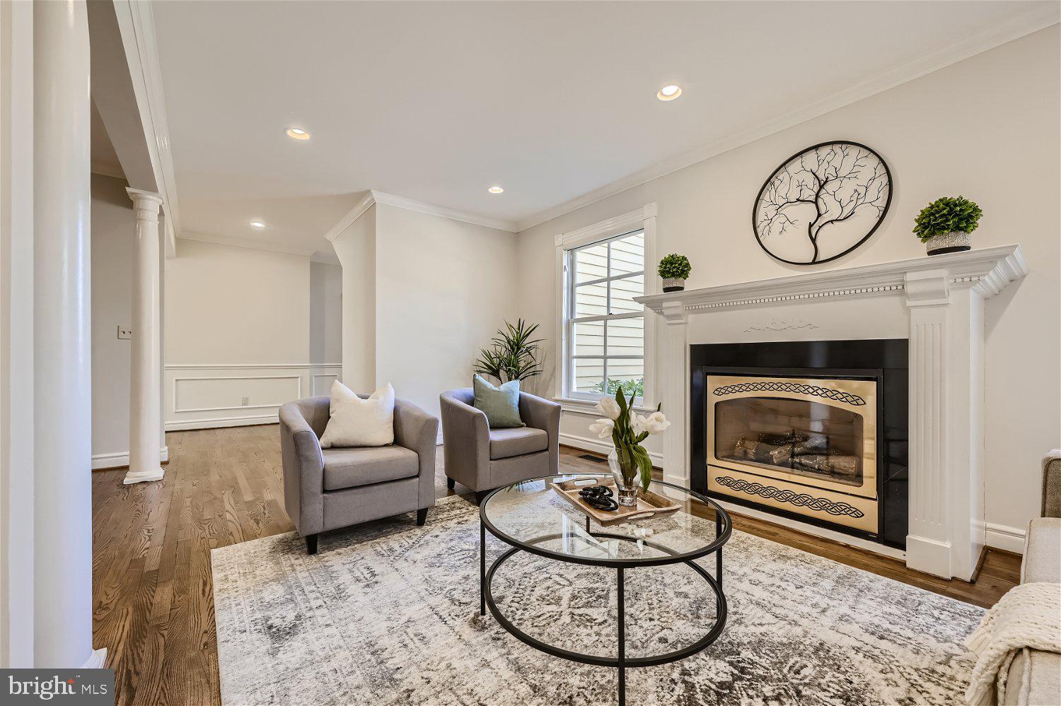 MANOR PARK - Residential