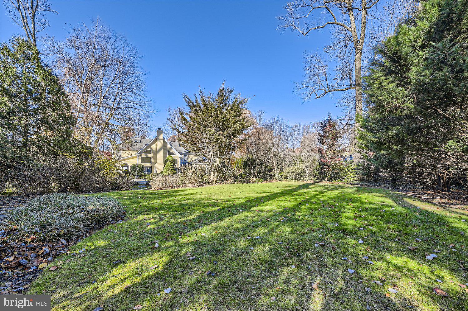 MANOR PARK - Residential