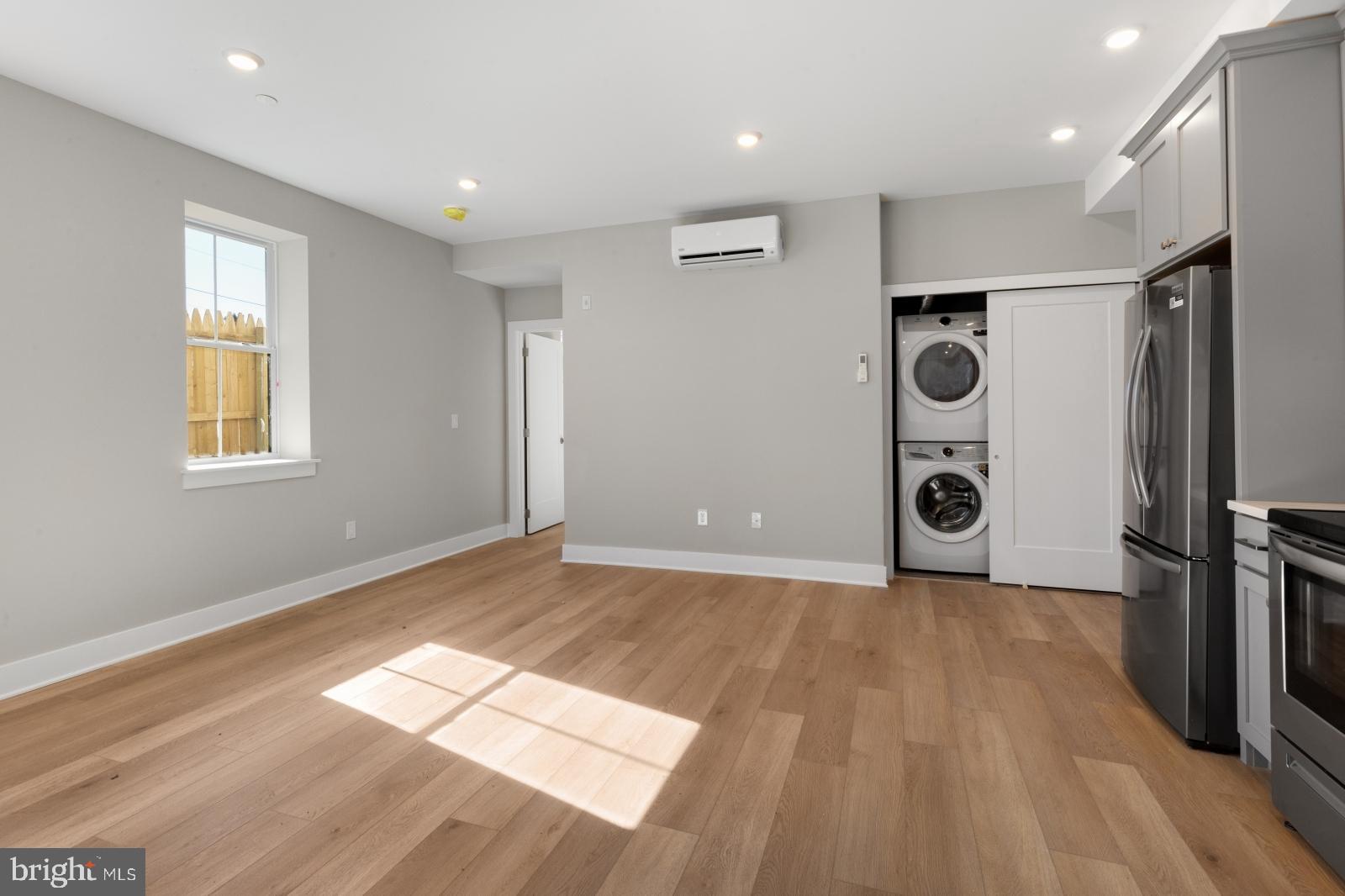 ROXBOROUGH - Residential Lease