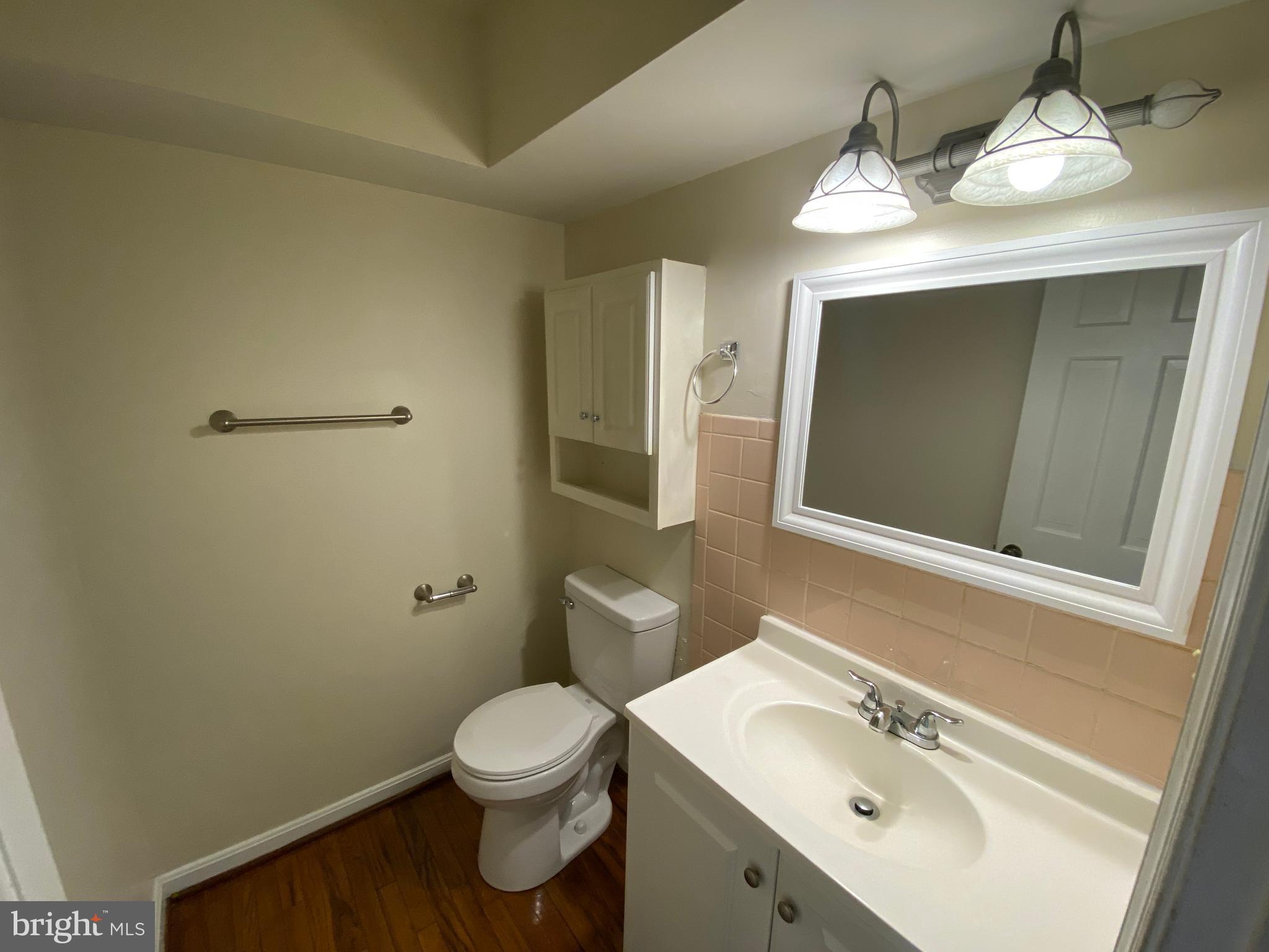 OLDE GREENWICH - Residential Lease